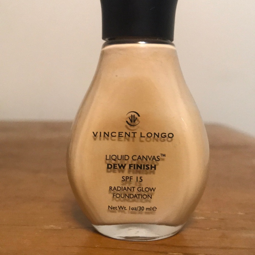 Vincent Longo Foundation. Warm Beige #4.